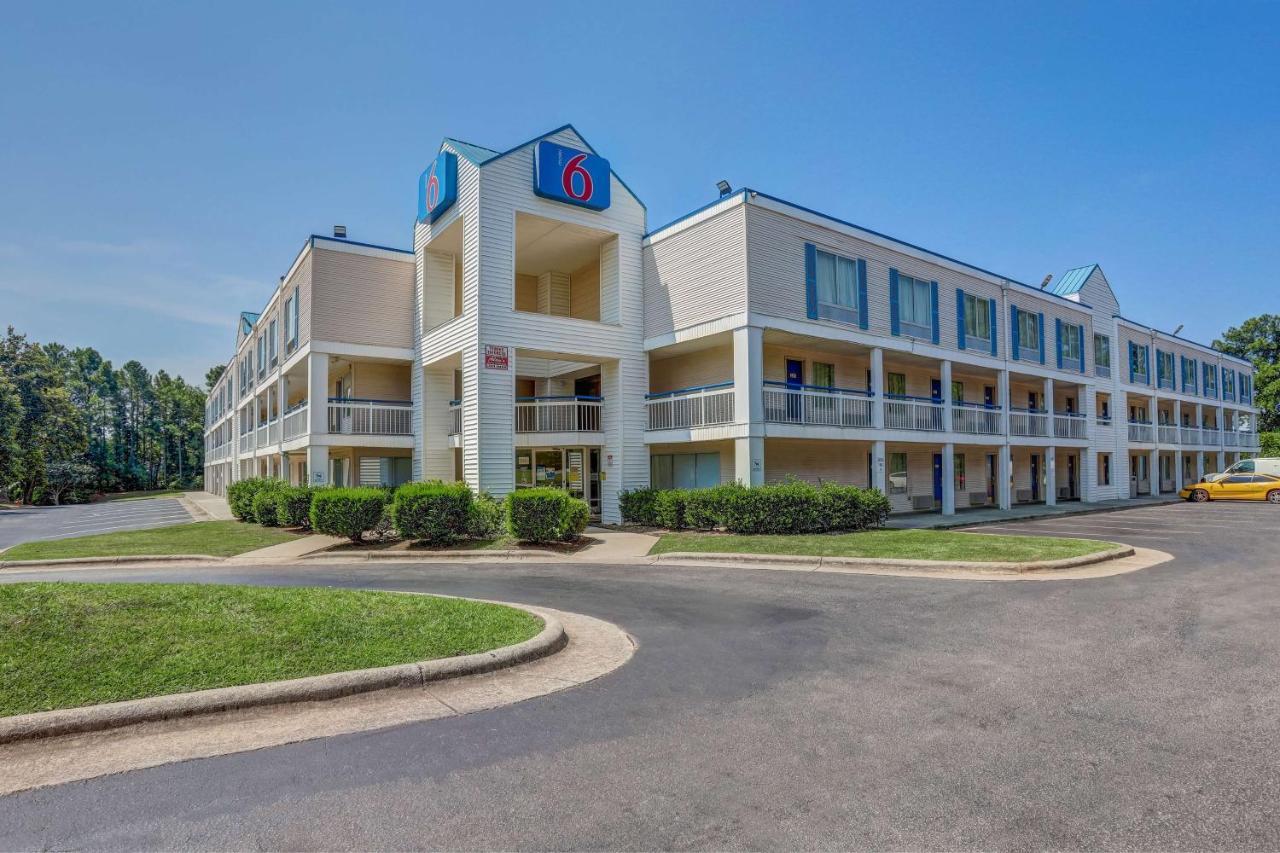 Motel 6-Raleigh, Nc - North מראה חיצוני תמונה