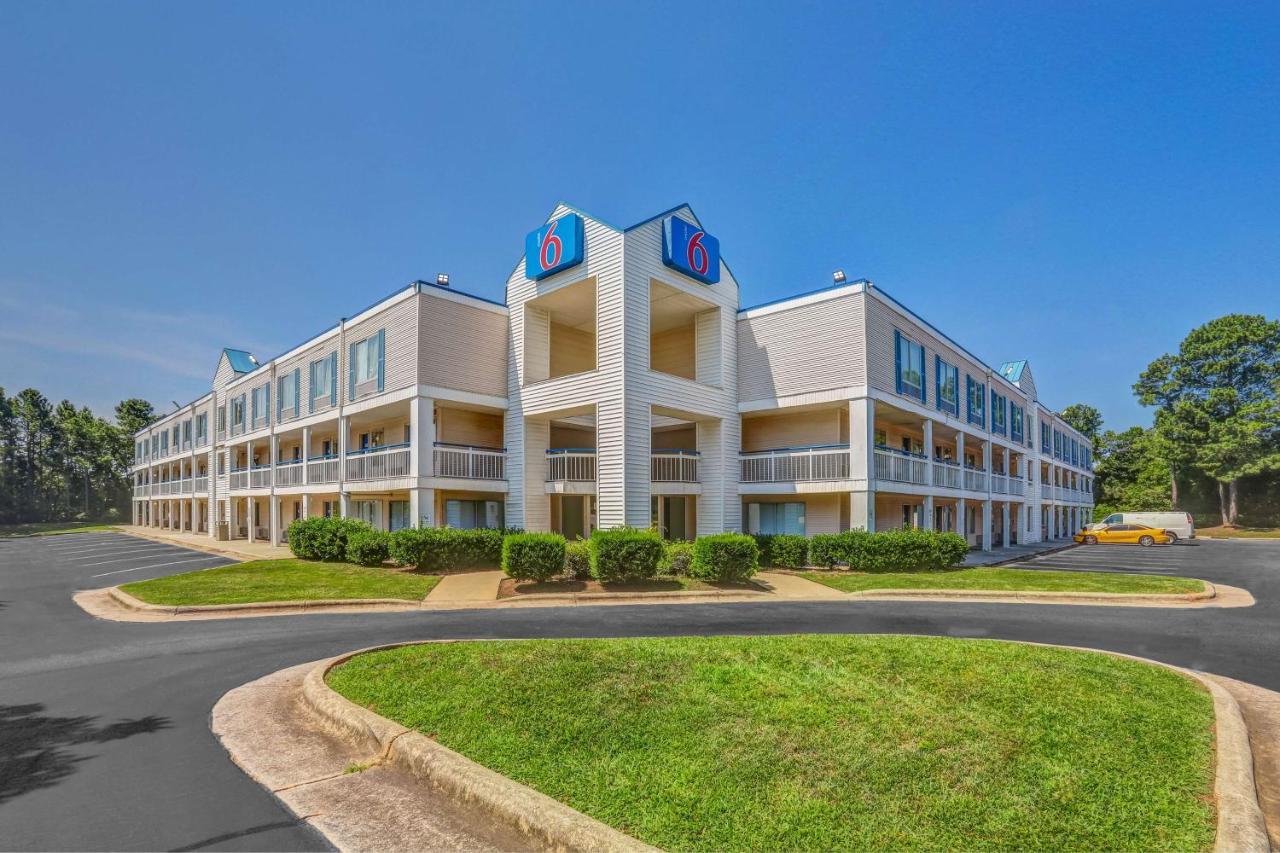 Motel 6-Raleigh, Nc - North מראה חיצוני תמונה